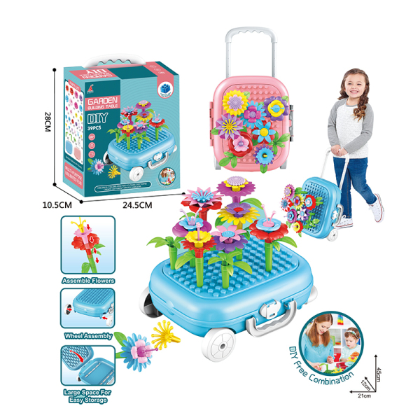 007407 Valiza cu constructor flori 39pcs