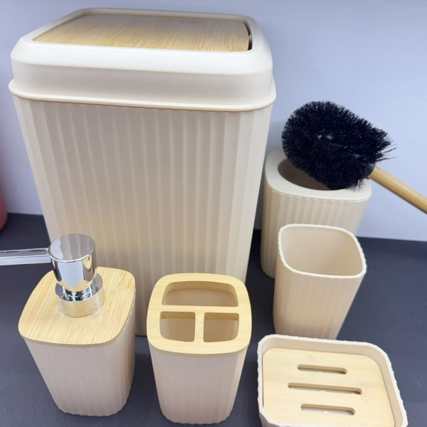 011656 Set pentru baie